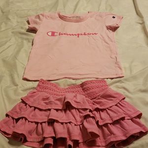 Host pick 3/18/25 Champion size 5 shirt/tee and skort